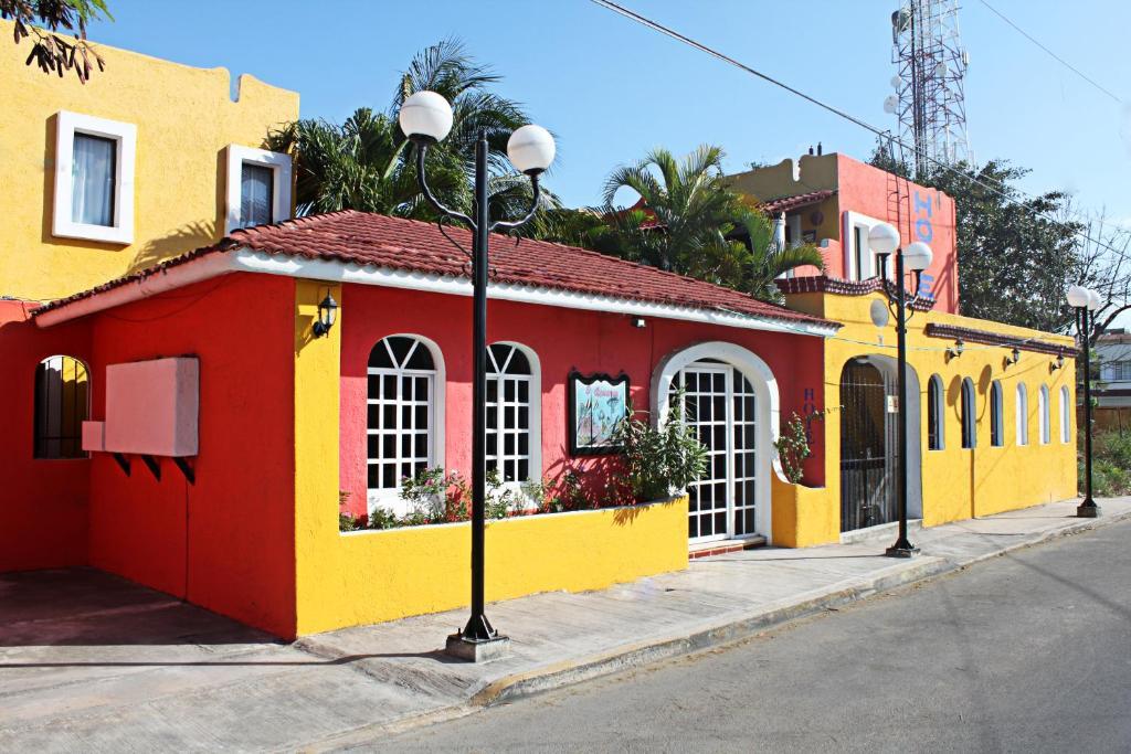 El Acuario Hotel Playa del Carmen Exterior photo