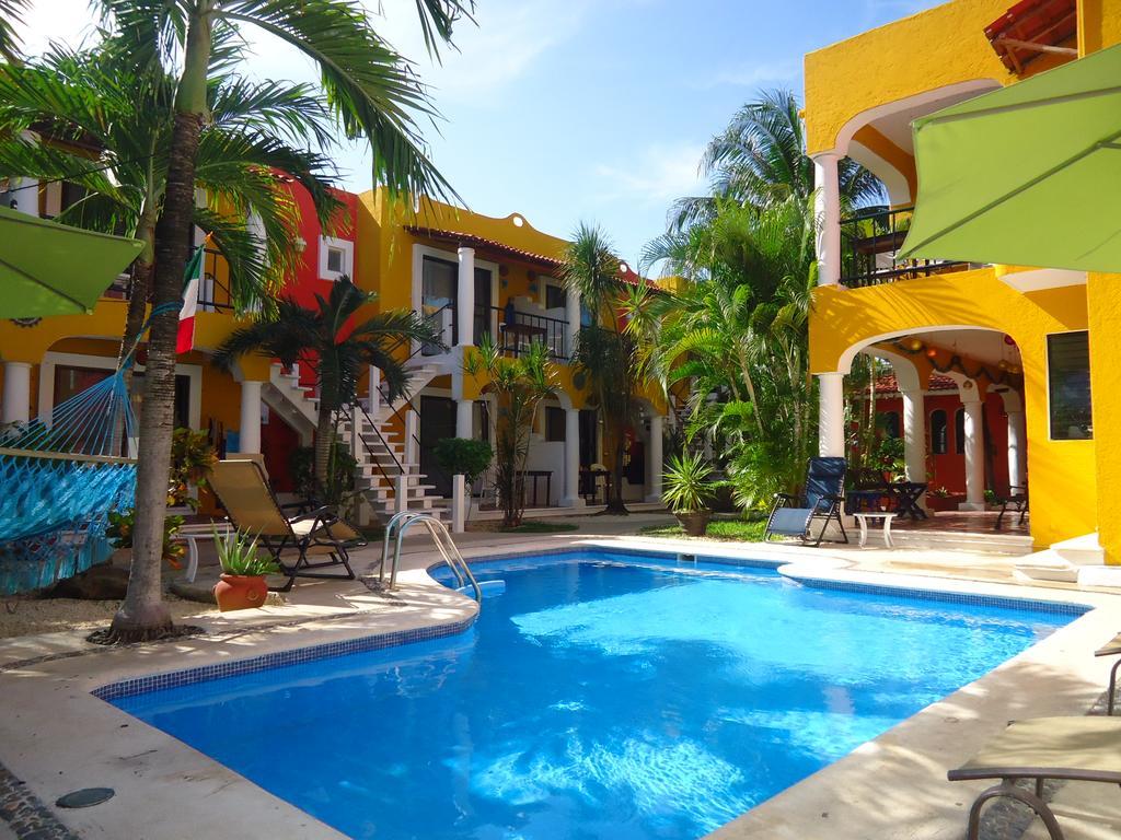 El Acuario Hotel Playa del Carmen Exterior photo