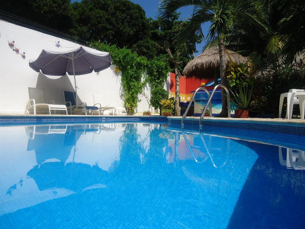 El Acuario Hotel Playa del Carmen Exterior photo