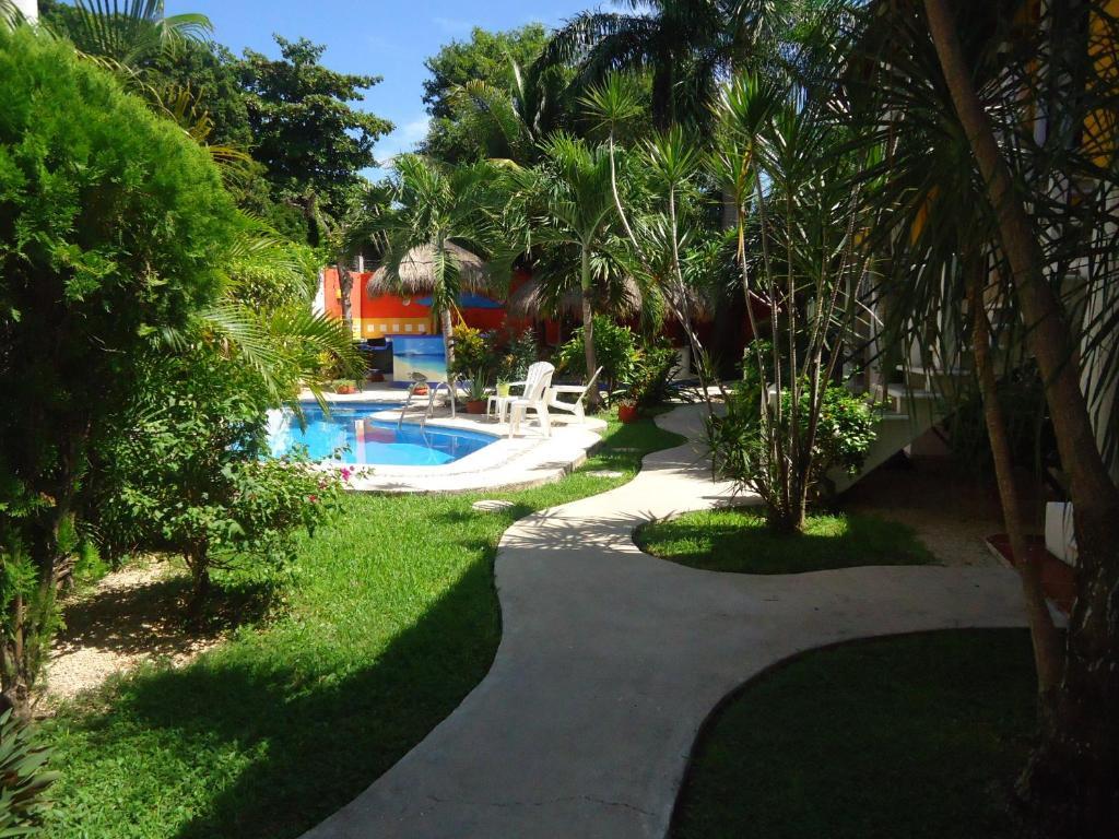 El Acuario Hotel Playa del Carmen Exterior photo