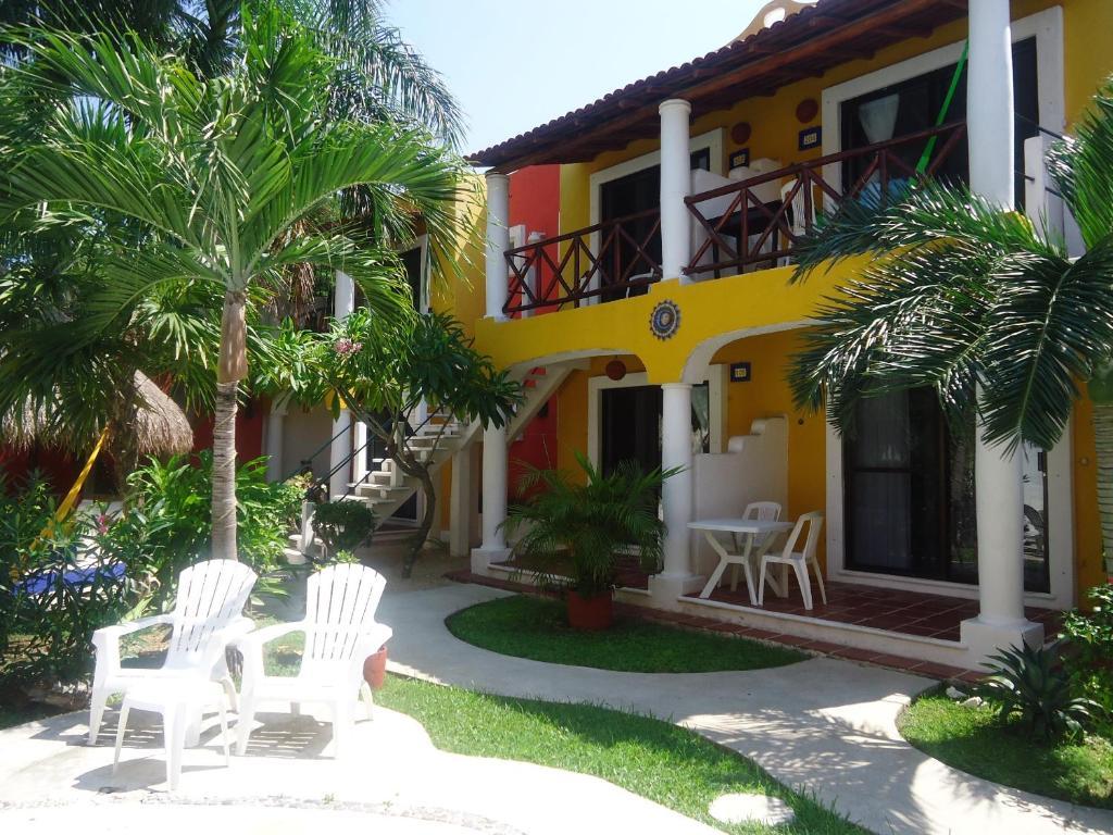 El Acuario Hotel Playa del Carmen Exterior photo
