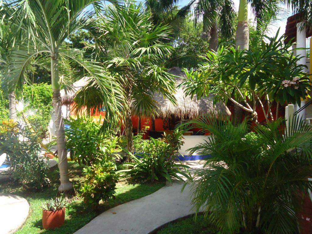 El Acuario Hotel Playa del Carmen Exterior photo