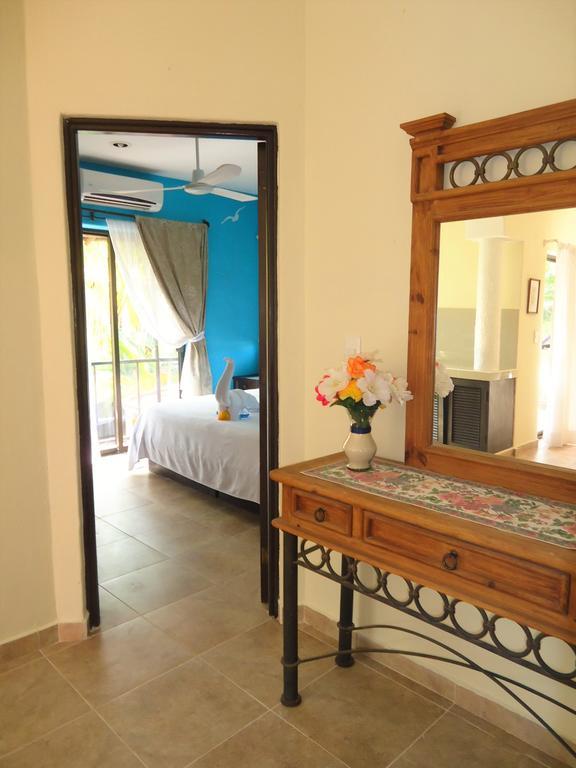 El Acuario Hotel Playa del Carmen Exterior photo