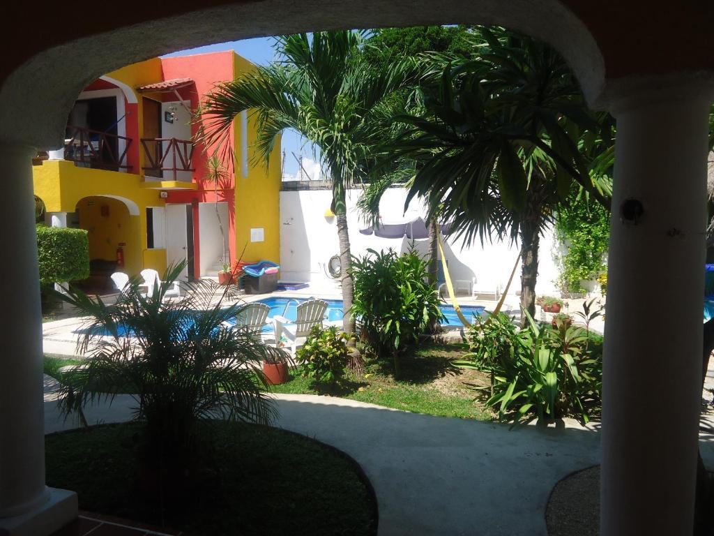 El Acuario Hotel Playa del Carmen Exterior photo